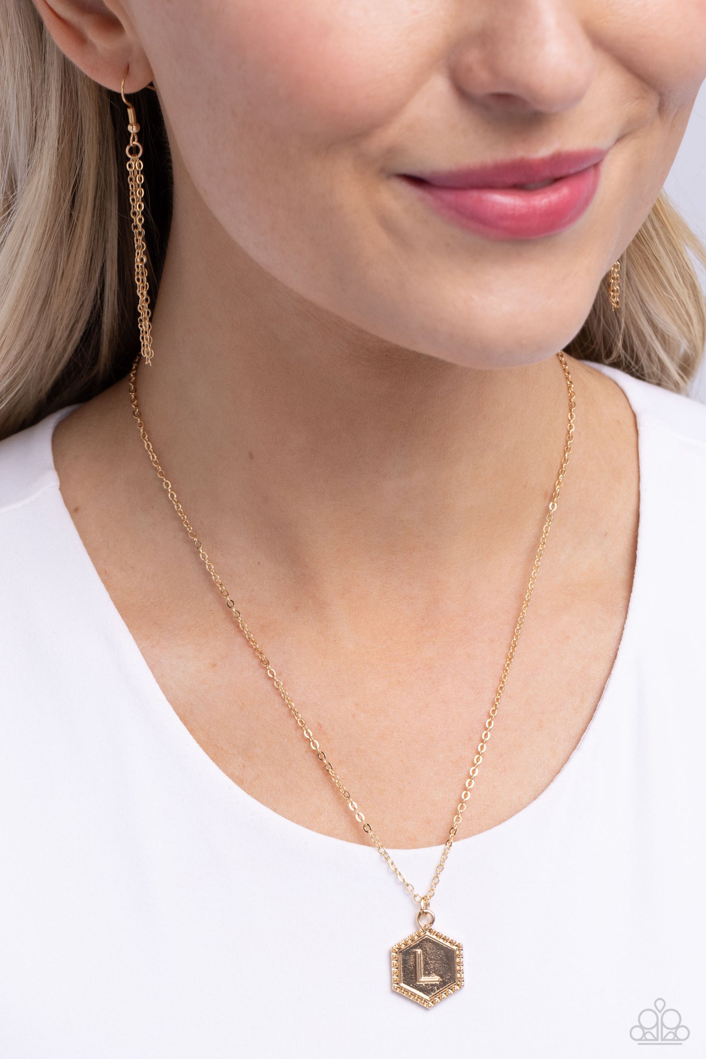 New Releases 9/29 Emblematic Elegance - Gold - L Necklace