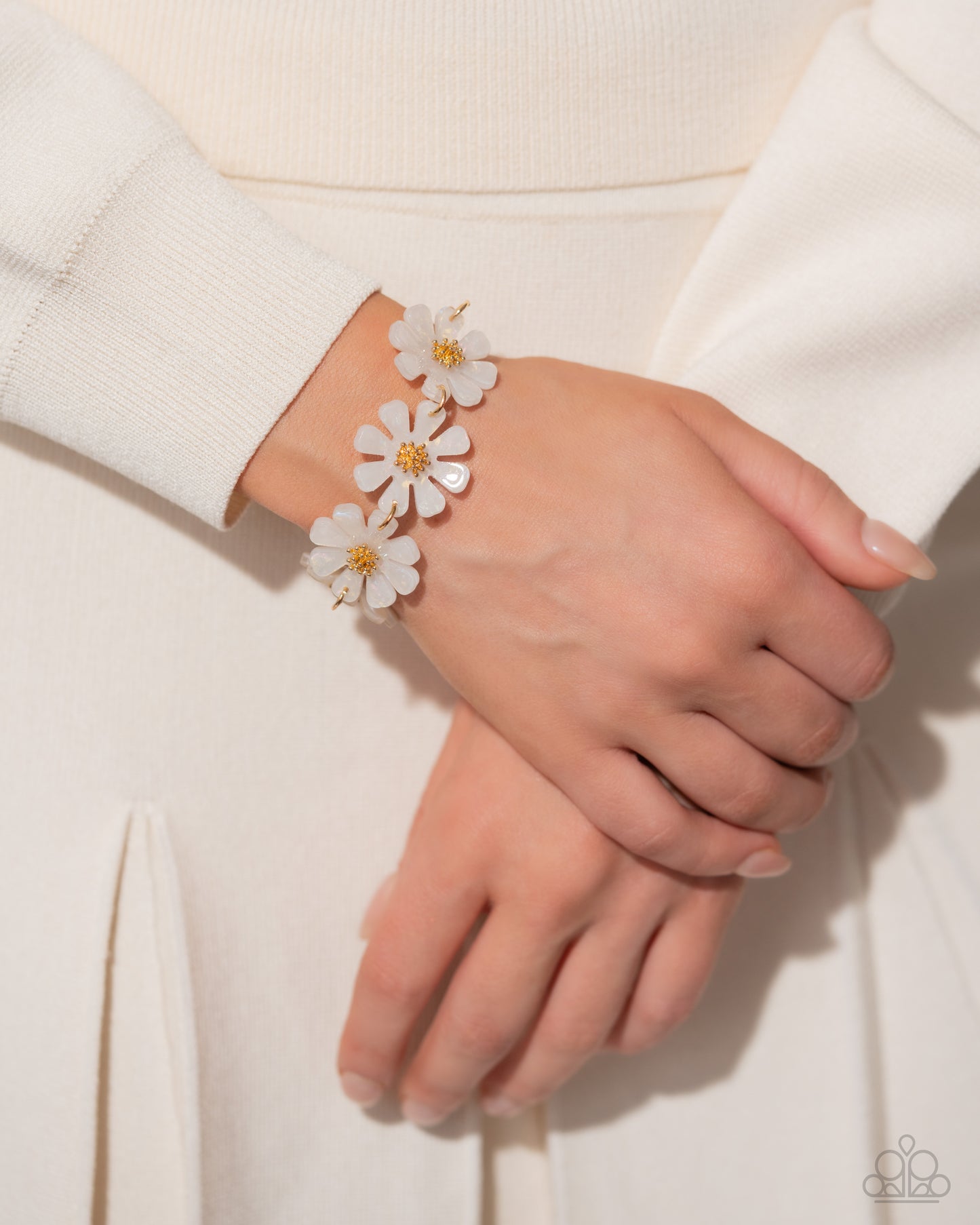 New Releases 4/16 Poppin Pastel - White Bracelet