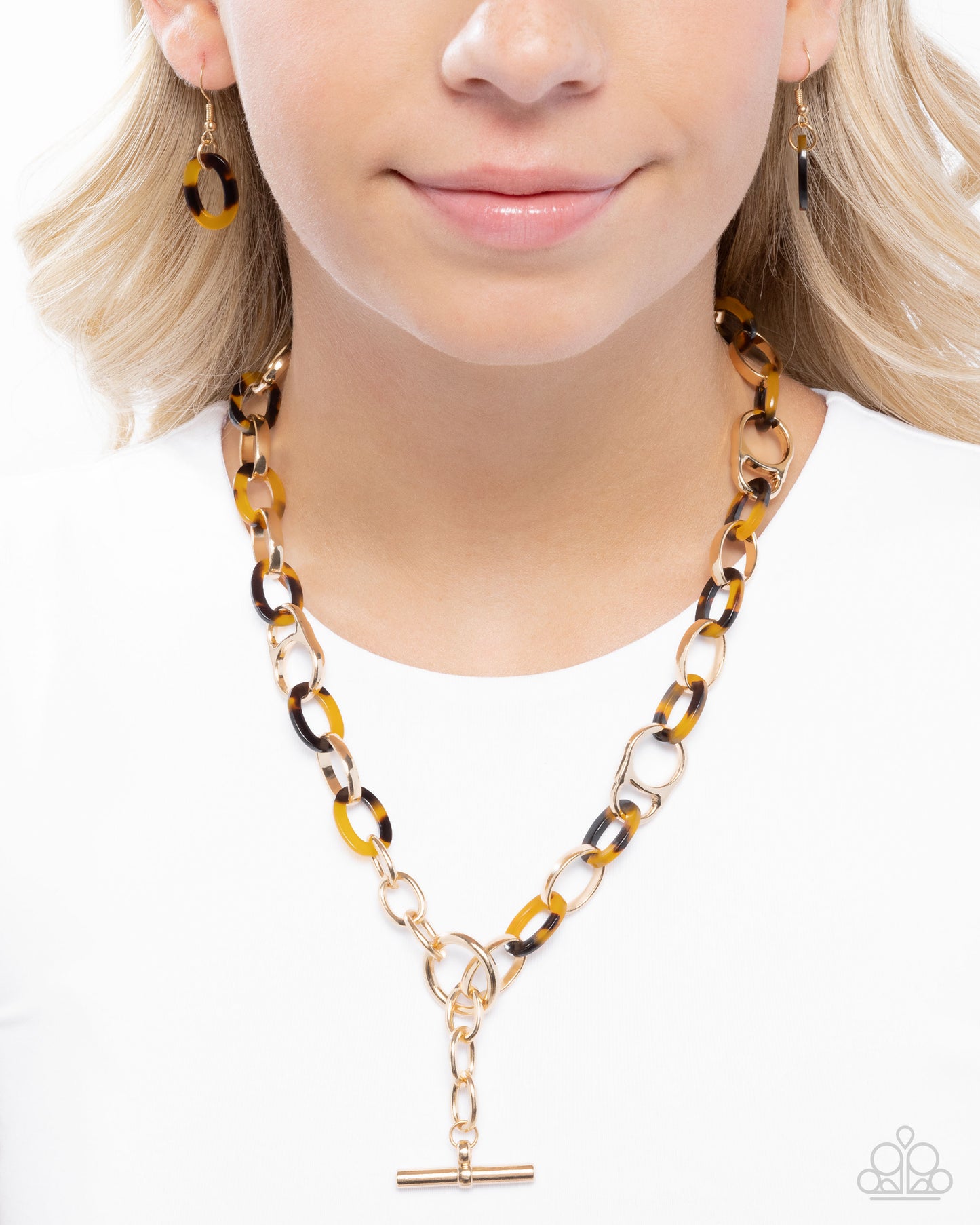 New Releases 10/15 Smooth Season - Brown Necklace