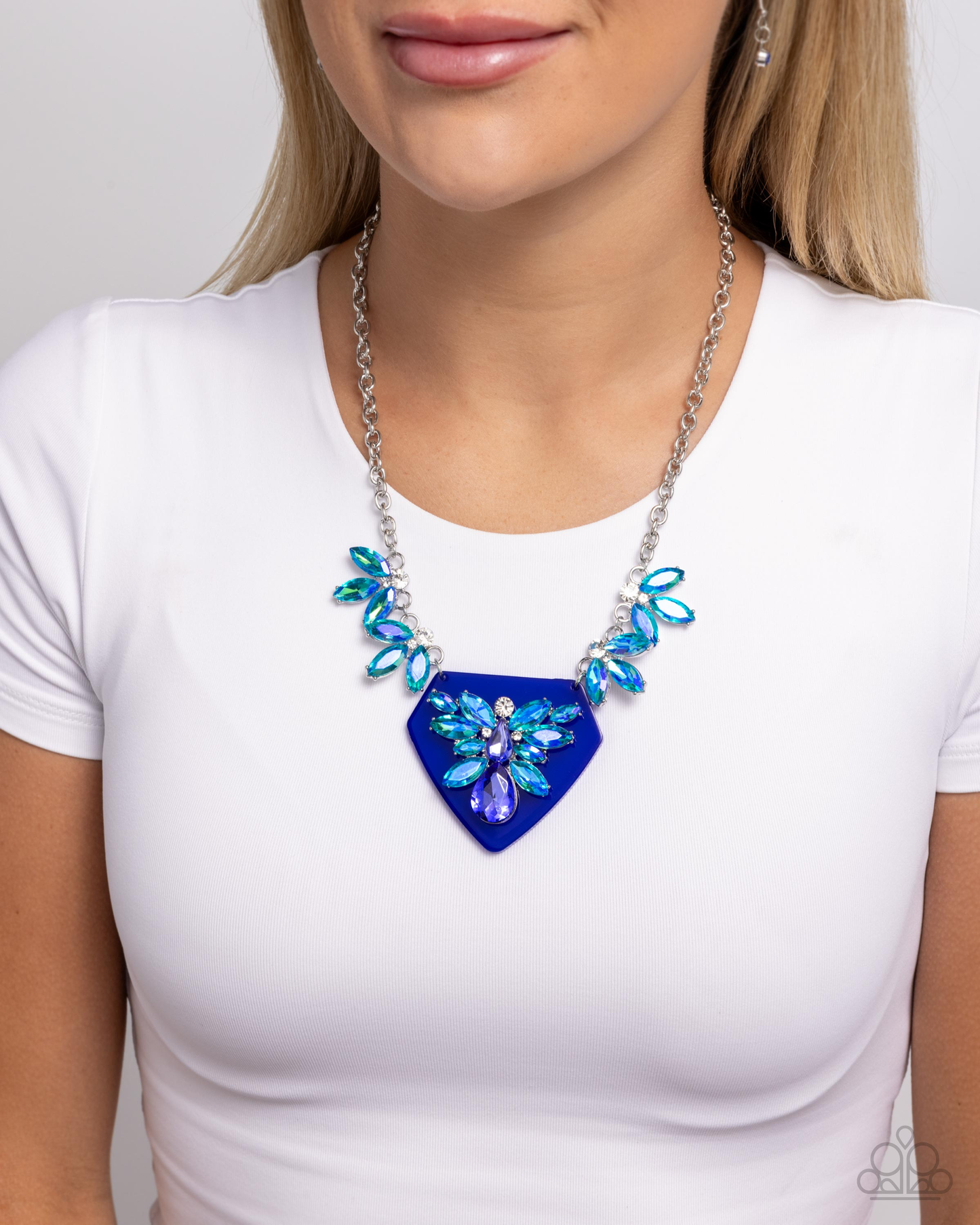 New Releases 11/5 Paparazzi Scintillating Shield Blue Necklaces