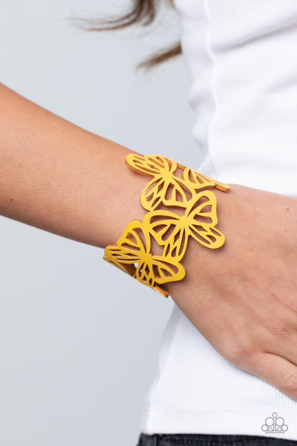 New Releases 5/20 Paparazzi Butterfly Breeze - Yellow